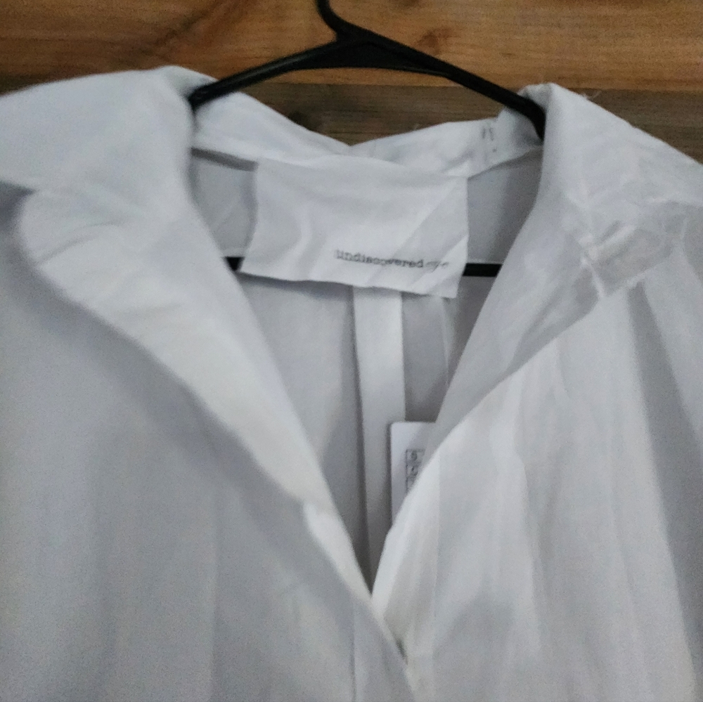 NWT Anthropologie Beautiful White Long Button Up - Picture 3 of 8